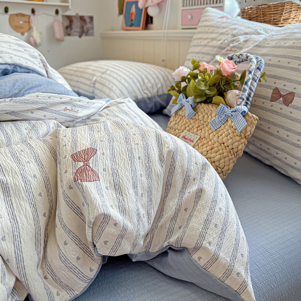 91家纺网 家纺一手货源 找家纺 N先生+V 13814689556 发大图/买家秀 2026春夏新款泡芙云感双层纱四件套 可颂