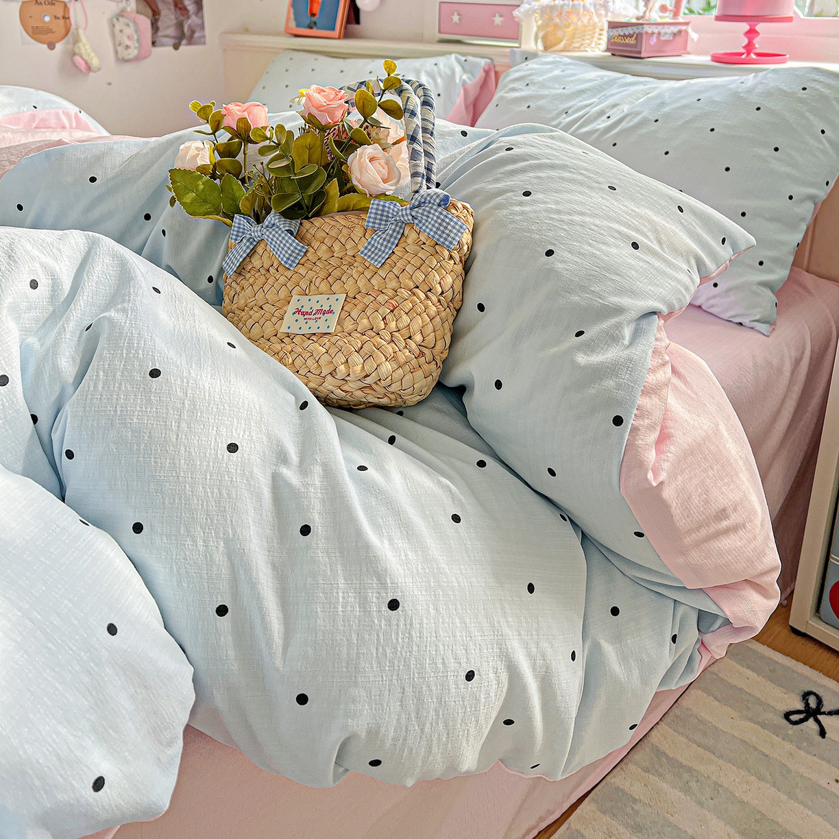 91家纺网 家纺一手货源 找家纺 N先生+V 13814689556 发大图/买家秀 2026春夏新款泡芙云感双层纱四件套 蓝色波点