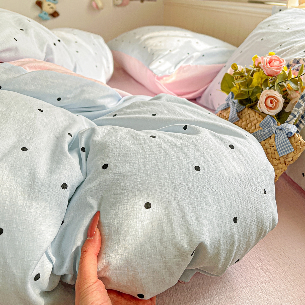 91家纺网 家纺一手货源 找家纺 N先生+V 13814689556 发大图/买家秀 2026春夏新款泡芙云感双层纱四件套 蓝色波点