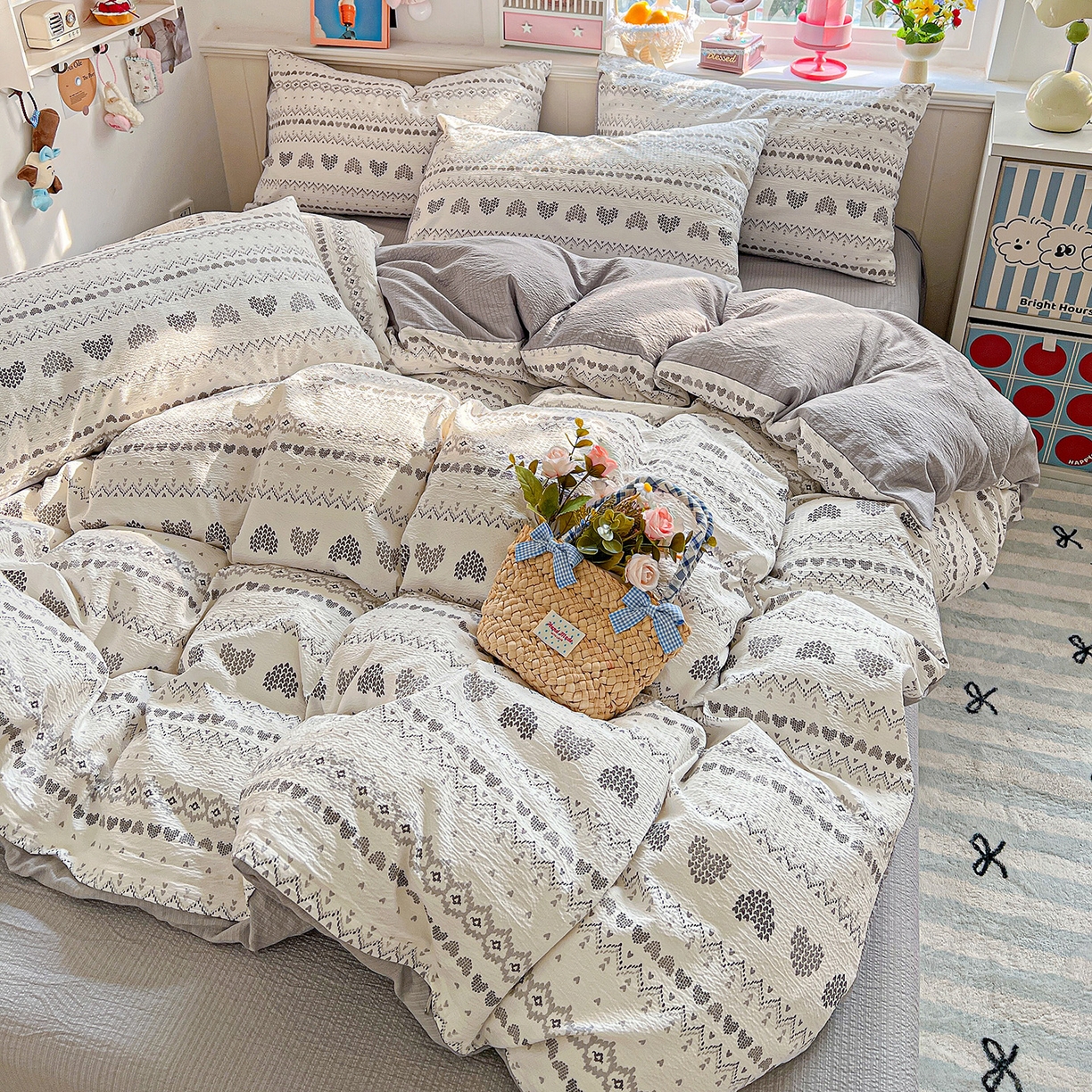 91家纺网 家纺一手货源 找家纺 N先生+V 13814689556 发大图/买家秀 2026春夏新款泡芙云感双层纱四件套 小确幸