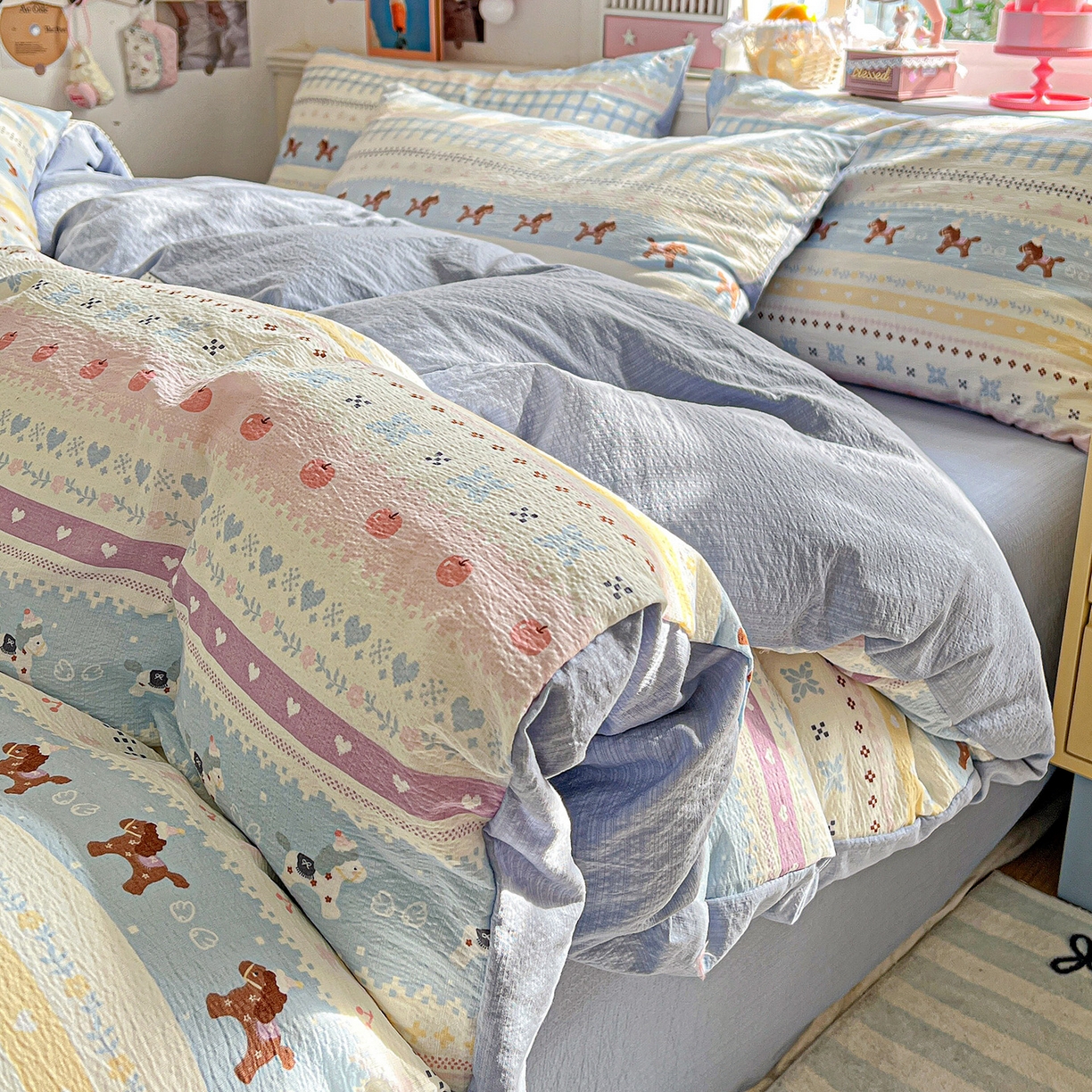 91家纺网 家纺一手货源 找家纺 N先生+V 13814689556 发大图/买家秀 2026春夏新款泡芙云感双层纱四件套 旋转木马