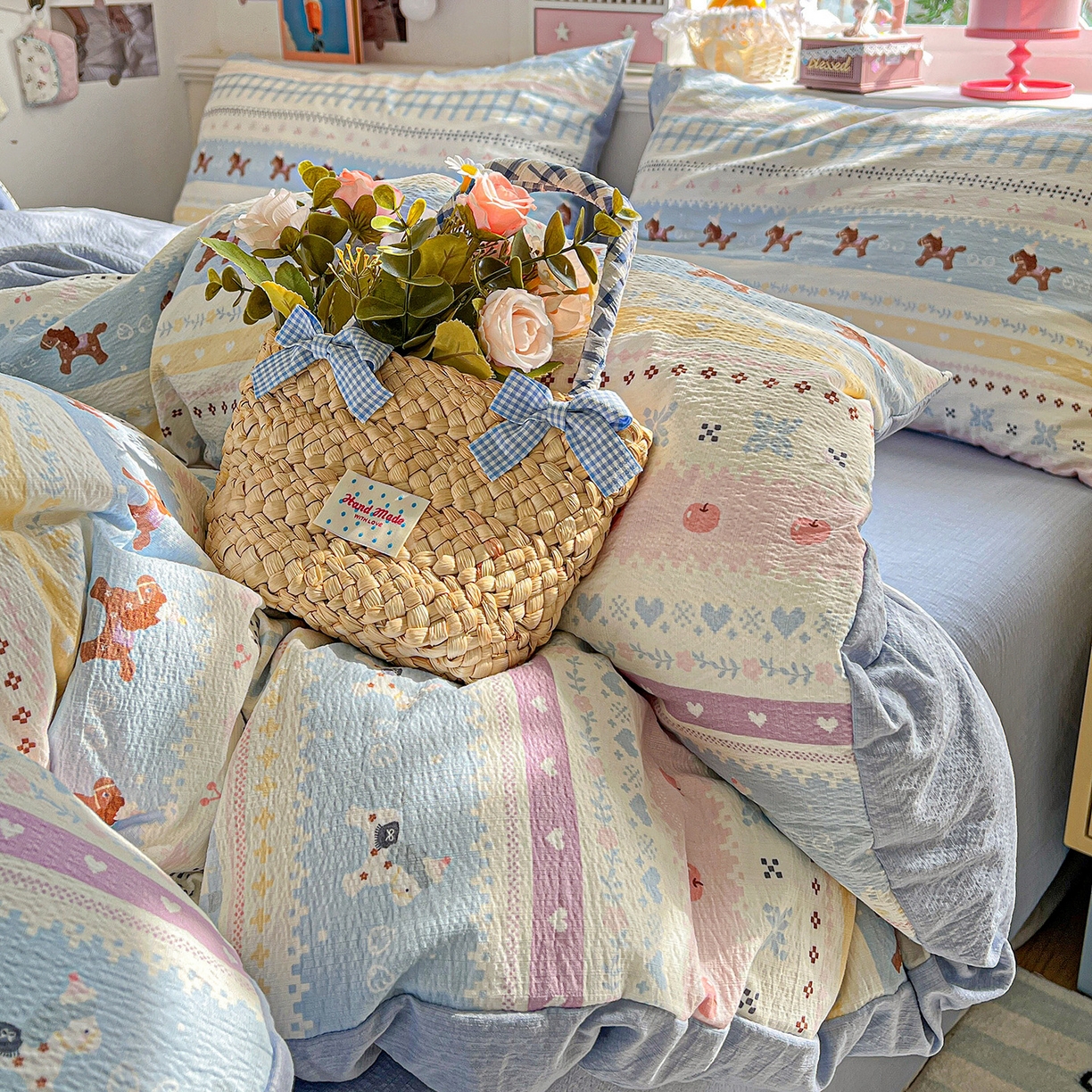 91家纺网 家纺一手货源 找家纺 N先生+V 13814689556 发大图/买家秀 2026春夏新款泡芙云感双层纱四件套 旋转木马