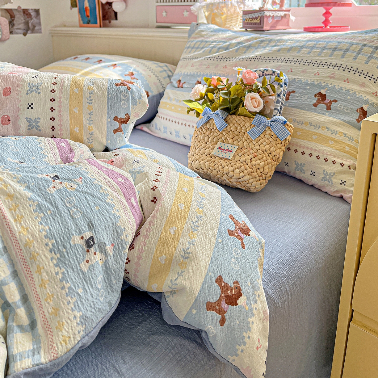 91家纺网 家纺一手货源 找家纺 N先生+V 13814689556 发大图/买家秀 2026春夏新款泡芙云感双层纱四件套 旋转木马