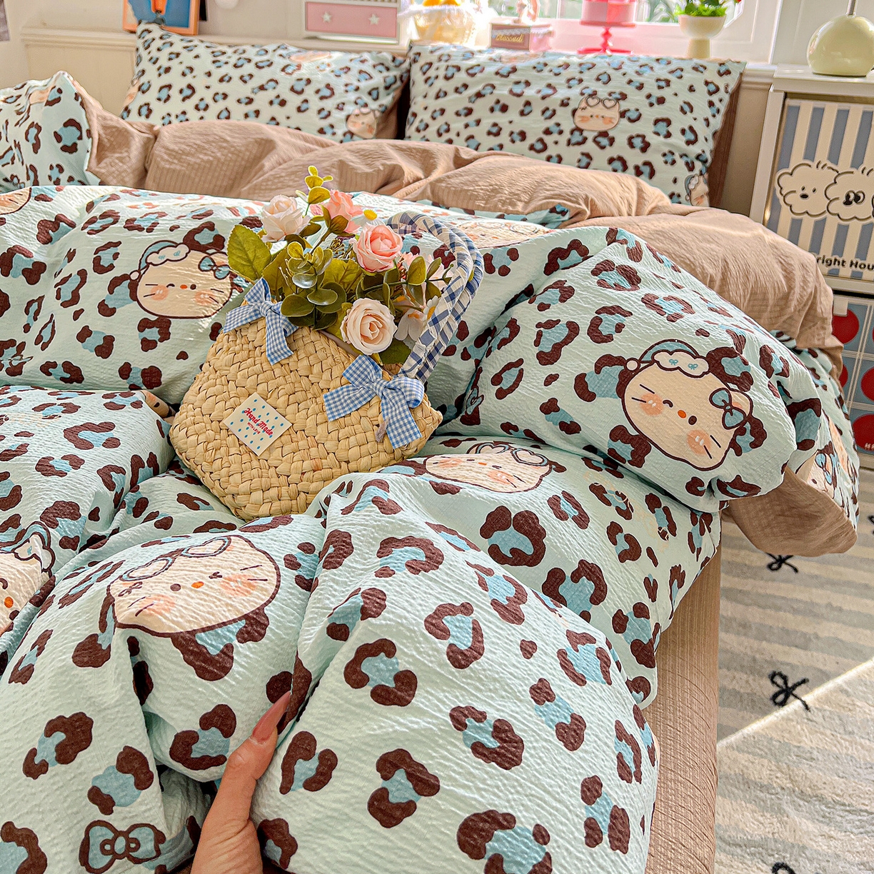 91家纺网 家纺一手货源 找家纺 （总）N先生+V 13814689556 发大图/买家秀 2026春夏新款泡芙云感双层纱四件套