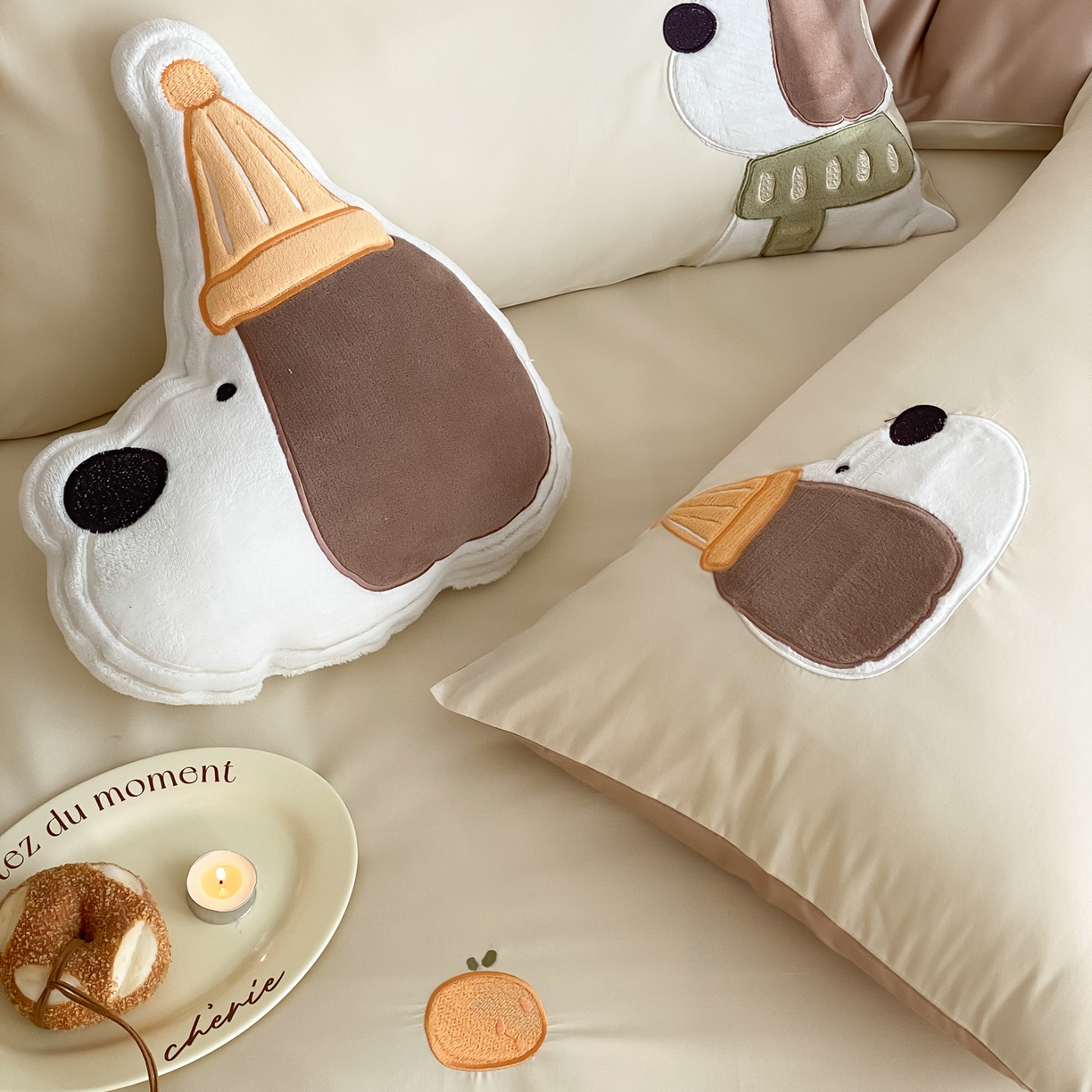 91家纺网 家纺一手货源 找家纺 云栖家居 2026全棉50支100S刺绣卡通四件套-大耳修狗 大耳狗-卡其