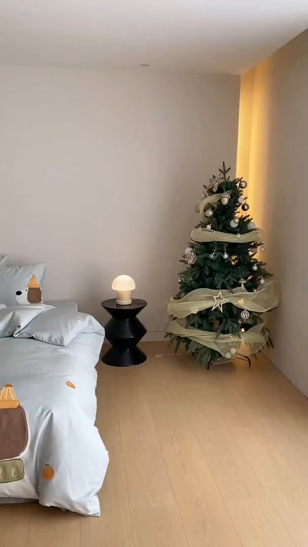 91家纺网 家纺一手货源 找家纺 云栖家居 2026全棉50支100S刺绣卡通四件套-大耳修狗 大耳狗-蓝