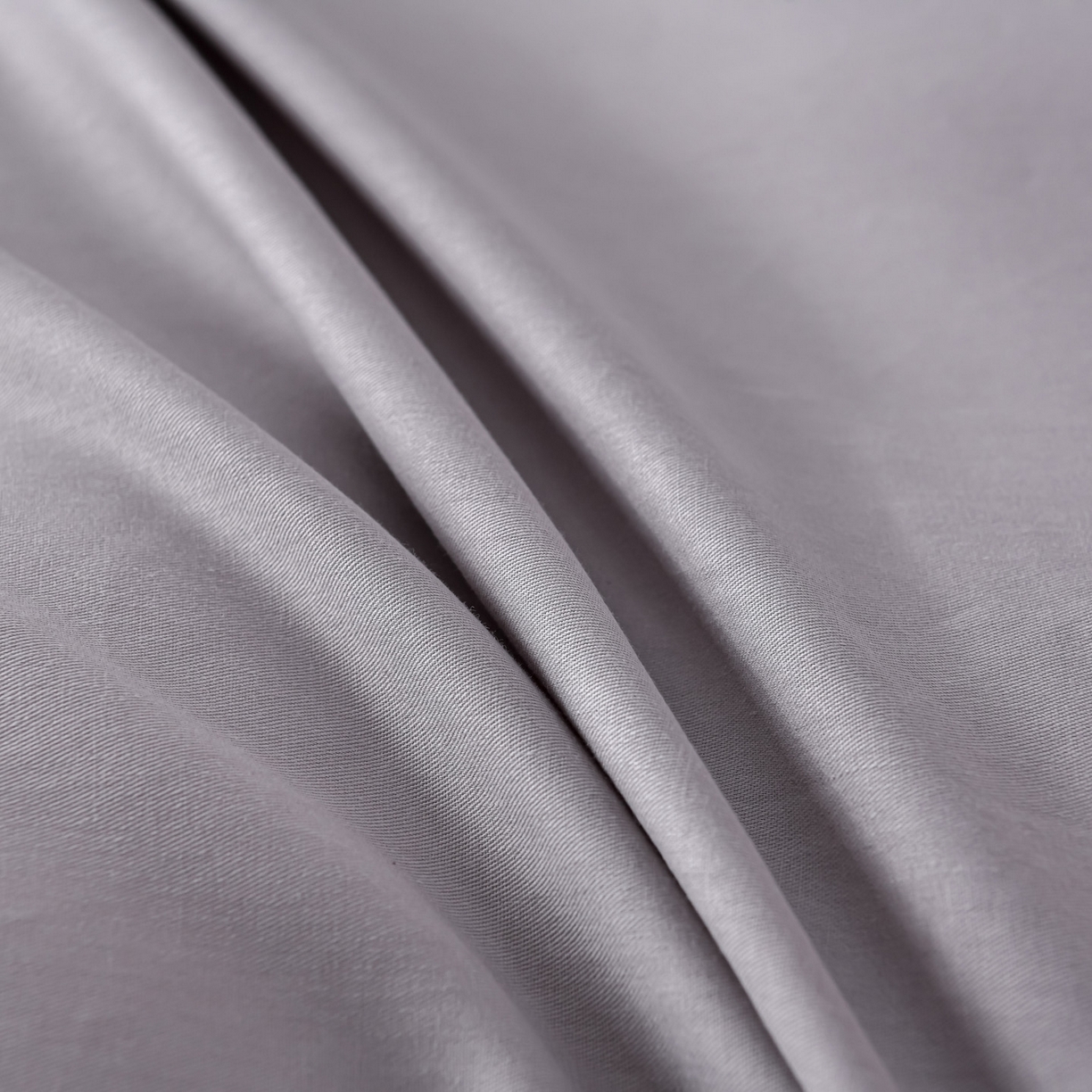 91家纺网 家纺一手货源 找家纺 森林雨 【素-凝绣】2026新款133x76高精密刺绣100%全棉四件套 春妍-鱼尾灰