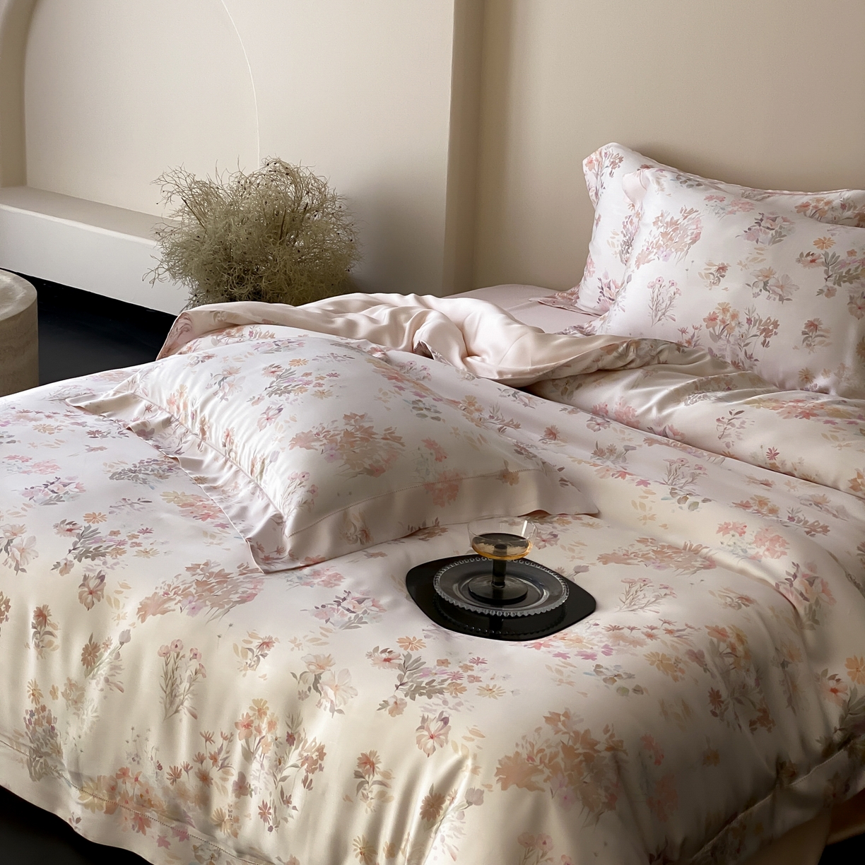 91家纺网 家纺一手货源 找家纺 云栖家居 2026新款春夏60支兰精天丝四件套-初夏 初夏-粉