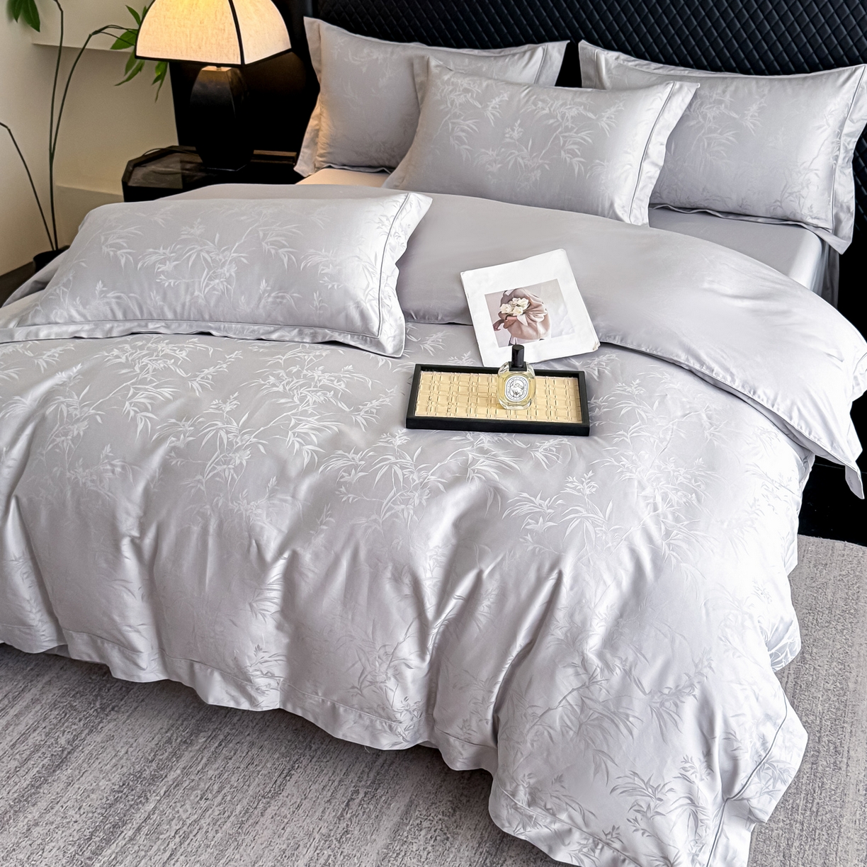 91家纺网 家纺一手货源 找家纺 森林雨 【翡-鎏光】2026高端双股50S新疆长绒棉提花埋绳工艺款四件套 兰亭序-水母灰