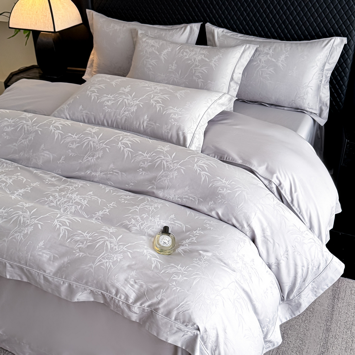 91家纺网 家纺一手货源 找家纺 森林雨 【翡-鎏光】2026高端双股50S新疆长绒棉提花埋绳工艺款四件套 兰亭序-水母灰