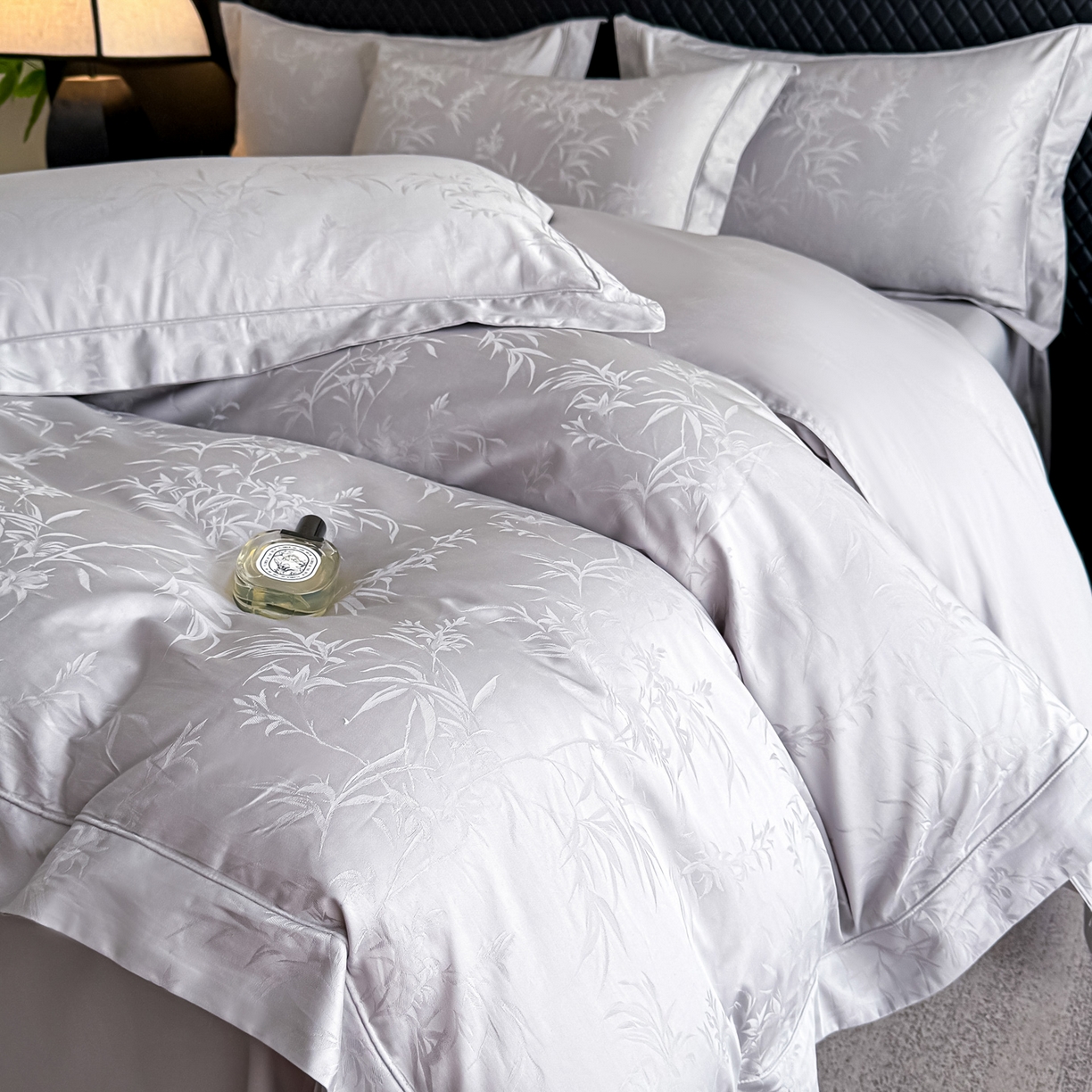 森林雨 【翡-鎏光】2026高端双股50S新疆长绒棉提花埋绳工艺款四件套 兰亭序-水母灰