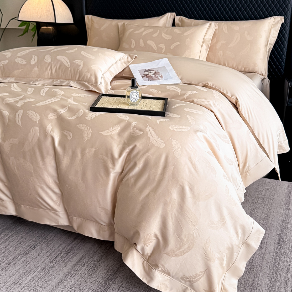 91家纺网 家纺一手货源 找家纺 森林雨 【翡-鎏光】2026高端双股50S新疆长绒棉提花埋绳工艺款四件套 轻羽-啤酒金