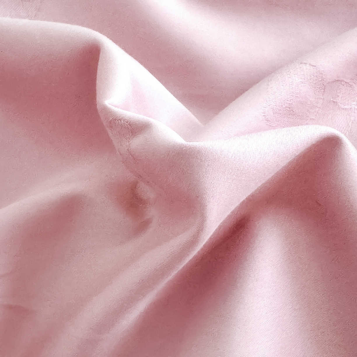 91家纺网 家纺一手货源 找家纺 森林雨 【翡-鎏光】2026高端双股50S新疆长绒棉提花埋绳工艺款四件套 熊斯基-萝莉粉