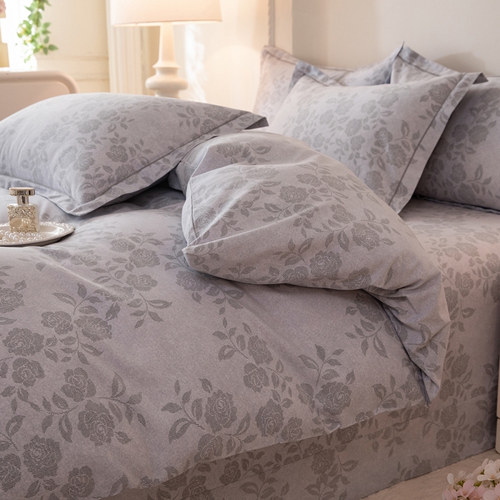 91家纺网 家纺一手货源 找家纺 磨毛世家家纺 2026新款铂金磨毛纯棉加厚全棉磨毛四件套 玫瑰之心-灰