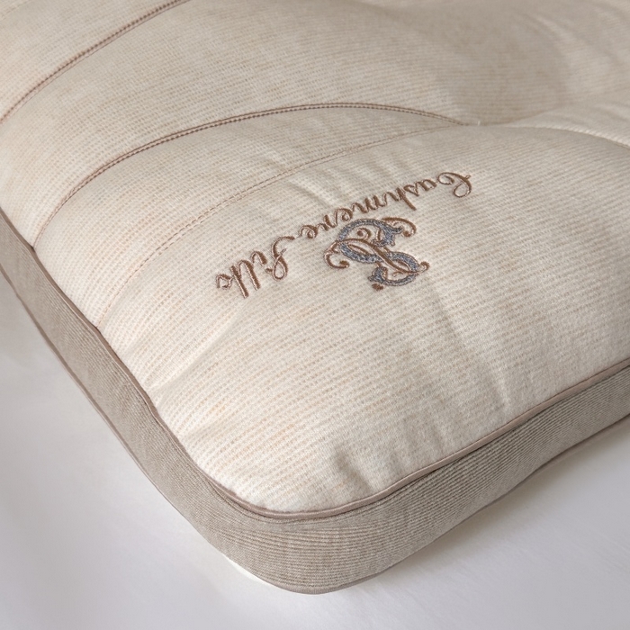 91家纺网 家纺一手货源 找家纺 （总）伟邦枕芯 2026春夏新款羊绒蚕丝纤维护颈枕 枕头枕芯