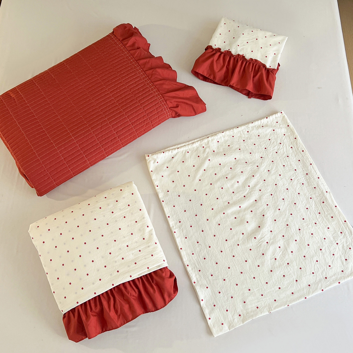 91家纺网 家纺一手货源 找家纺 （总）梦莱斯 2026新款韩系古法韩国水洗棉云棉大布袋法式浪漫大花边床盖四件套