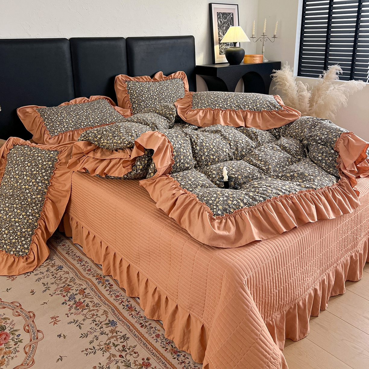 91家纺网 家纺一手货源 找家纺 梦莱斯 2026新款韩系古法韩国水洗棉云棉大布袋法式浪漫大花边床盖四件套 焦糖碎金