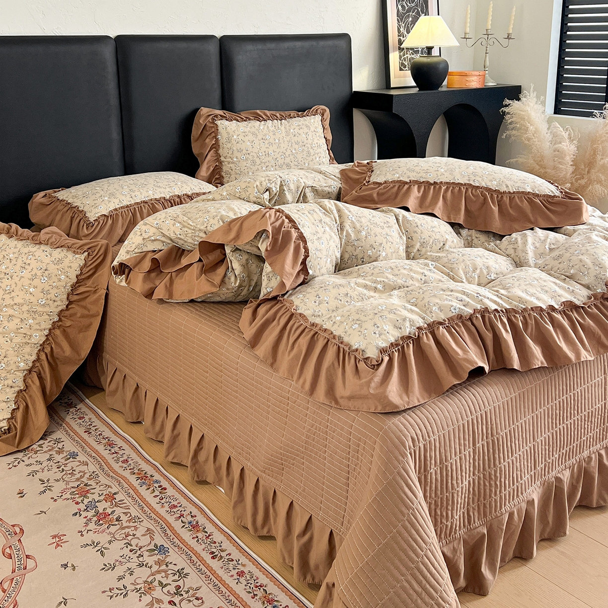 91家纺网 家纺一手货源 找家纺 梦莱斯 2026新款韩系古法韩国水洗棉云棉大布袋法式浪漫大花边床盖四件套 奶茶碎花