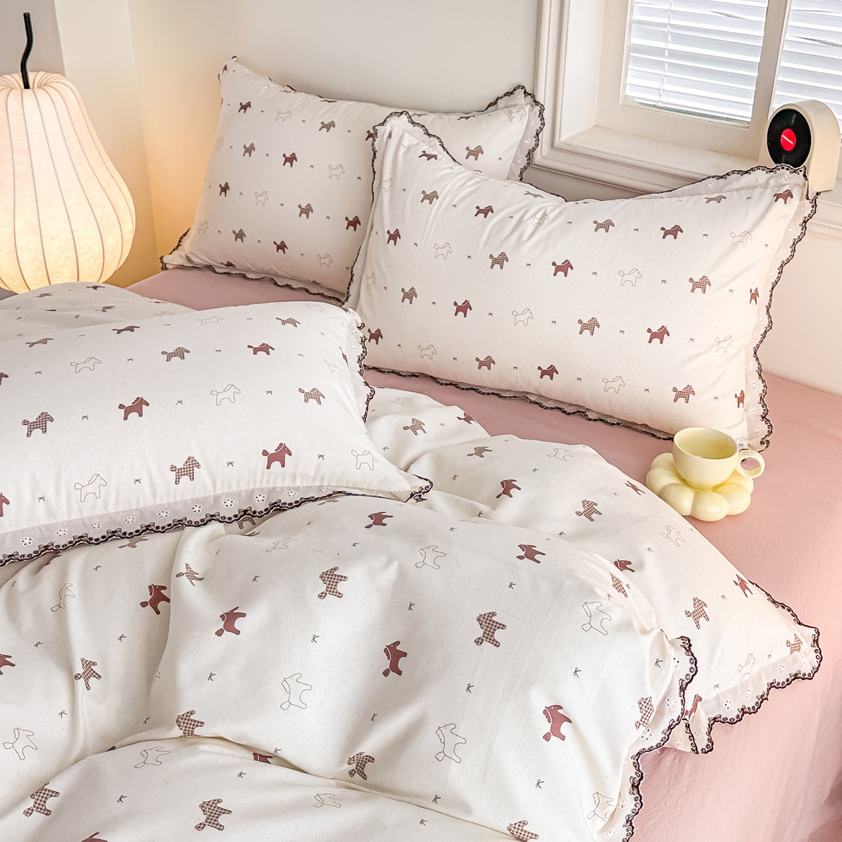 91家纺网 家纺一手货源 找家纺 梓之赫2025新款竹纤棉绣花四件套 绽放-天兰