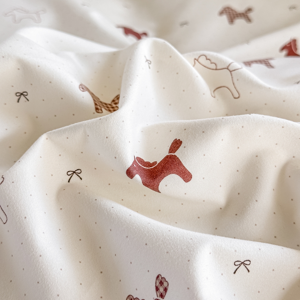 91家纺网 家纺一手货源 找家纺 梓之赫 2026新款古法水洗云感棉四件套 爱玛