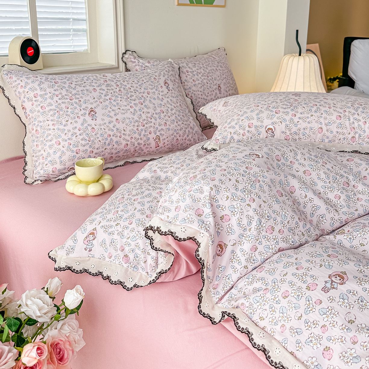 91家纺网 家纺一手货源 找家纺 梓之赫 2026新款古法水洗云感棉四件套 草莓园