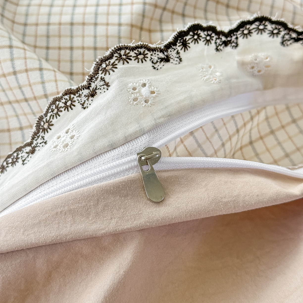 91家纺网 家纺一手货源 找家纺 梓之赫 2026新款古法水洗云感棉四件套 恋心-灰