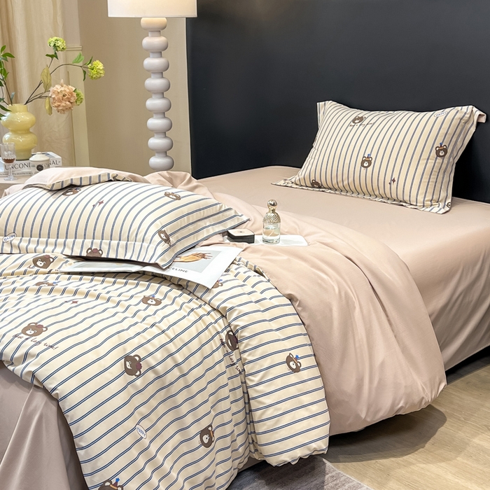 91家纺网 家纺一手货源 找家纺 繁花家居 2026凉感云丝棉高克重冰感天丝绵四件套 蓝条小熊