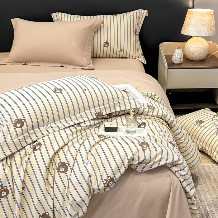 91家纺网 家纺一手货源 找家纺 繁花家居 2026凉感云丝棉高克重冰感天丝绵四件套 蓝条小熊