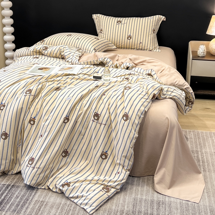 91家纺网 家纺一手货源 找家纺 繁花家居 2026凉感云丝棉高克重冰感天丝绵四件套 蓝条小熊