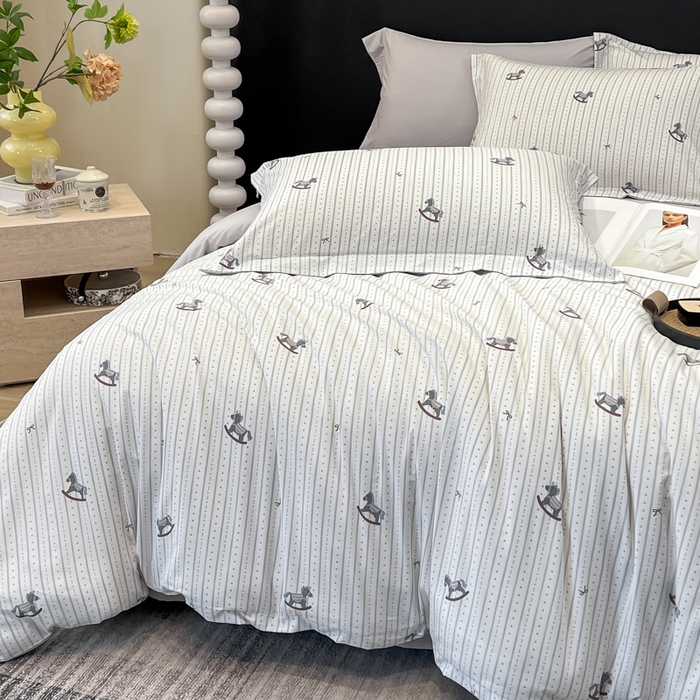 91家纺网 家纺一手货源 找家纺 繁花家居 2026凉感云丝棉高克重冰感天丝绵四件套 童心木马