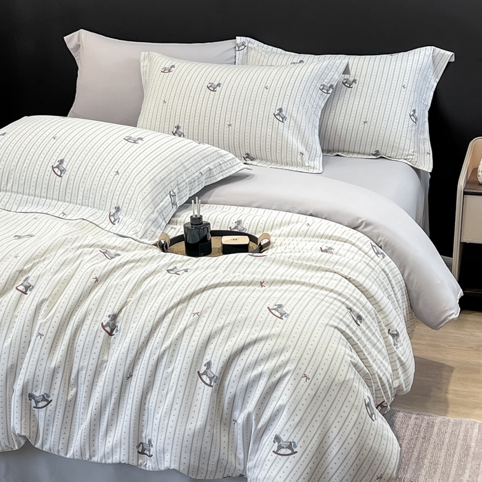 91家纺网 家纺一手货源 找家纺 繁花家居 2026凉感云丝棉高克重冰感天丝绵四件套 童心木马