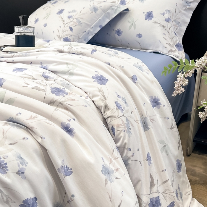 91家纺网 家纺一手货源 找家纺 繁花家居 2026凉感云丝棉高克重冰感天丝绵四件套 一抹幽蓝