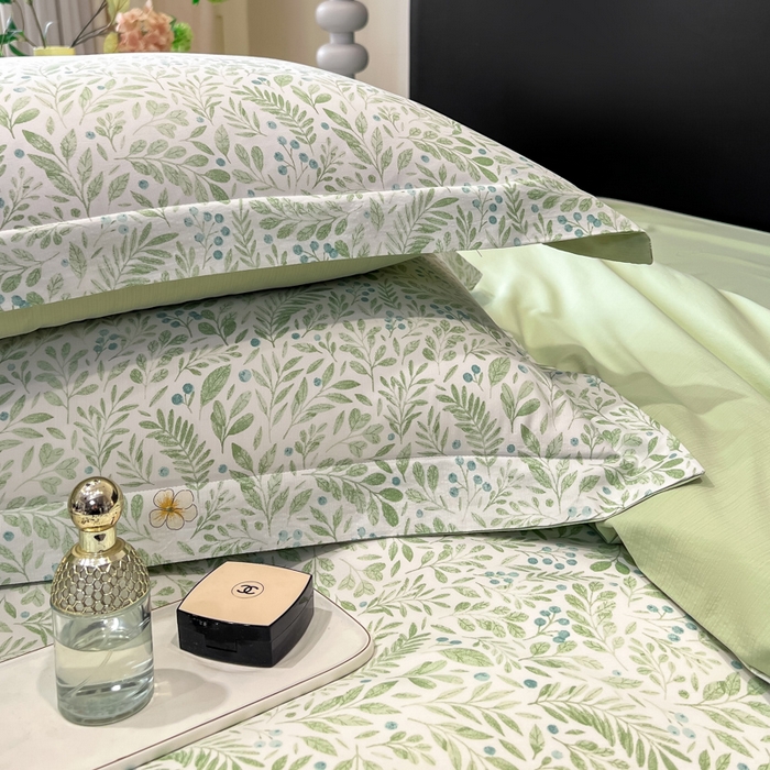 91家纺网 家纺一手货源 找家纺 繁花家居 2026凉感云丝棉高克重冰感天丝绵四件套 一枕秋岚