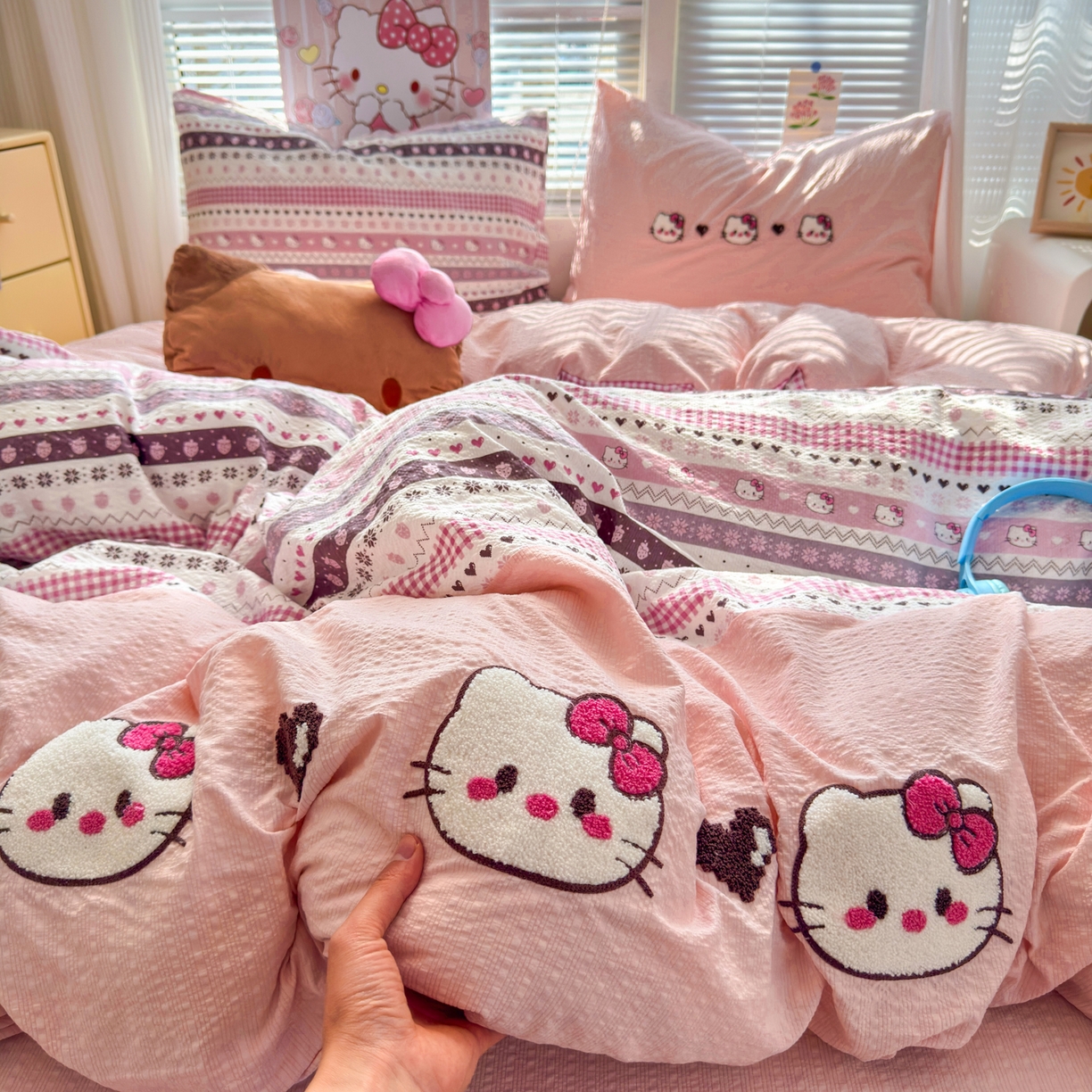 91家纺网 家纺一手货源 找家纺 （总）三元色 2026新款泡芙费尔岛绣花四件套