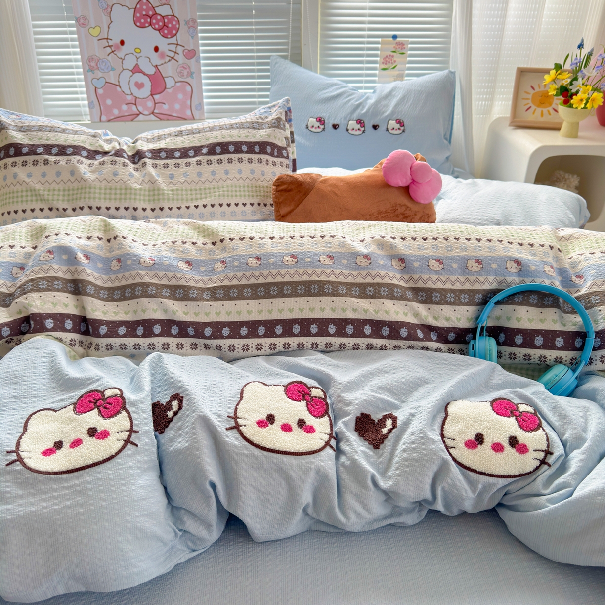 91家纺网 家纺一手货源 找家纺 三元色 2026新款泡芙费尔岛绣花四件套 费尔岛-甜心KT蓝