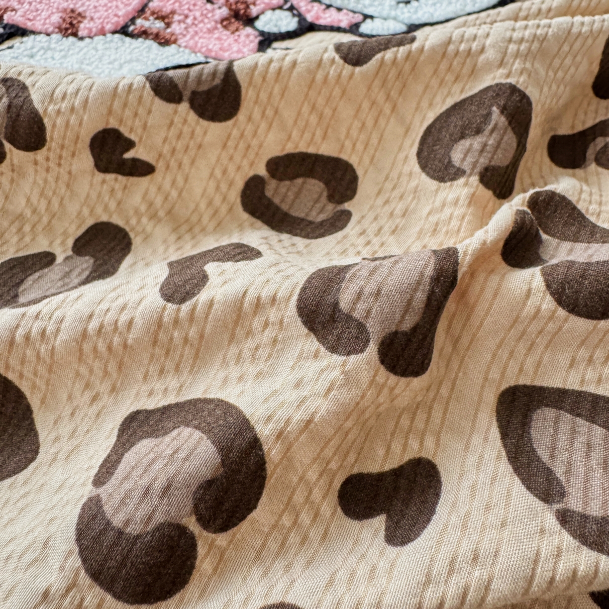 91家纺网 家纺一手货源 找家纺 （总）三元色 2026新款泡芙双层纱豹纹系列四件套