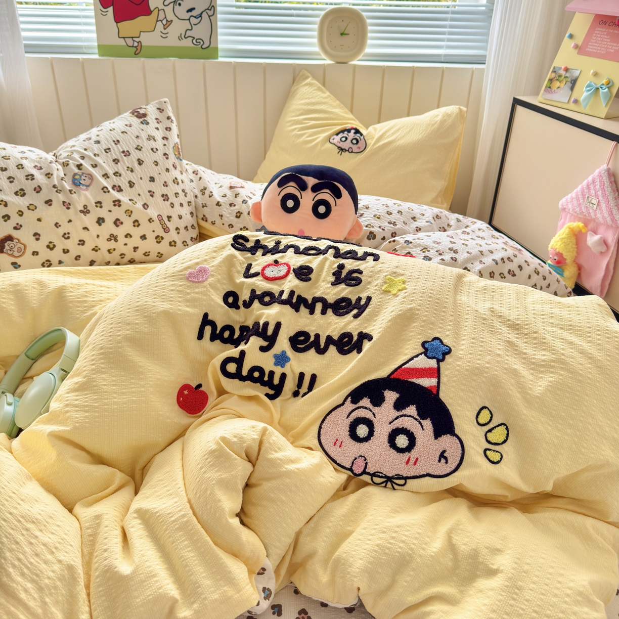 91家纺网 家纺一手货源 找家纺 三元色 2026新款泡芙双层纱豹纹系列四件套 可爱小新-黄