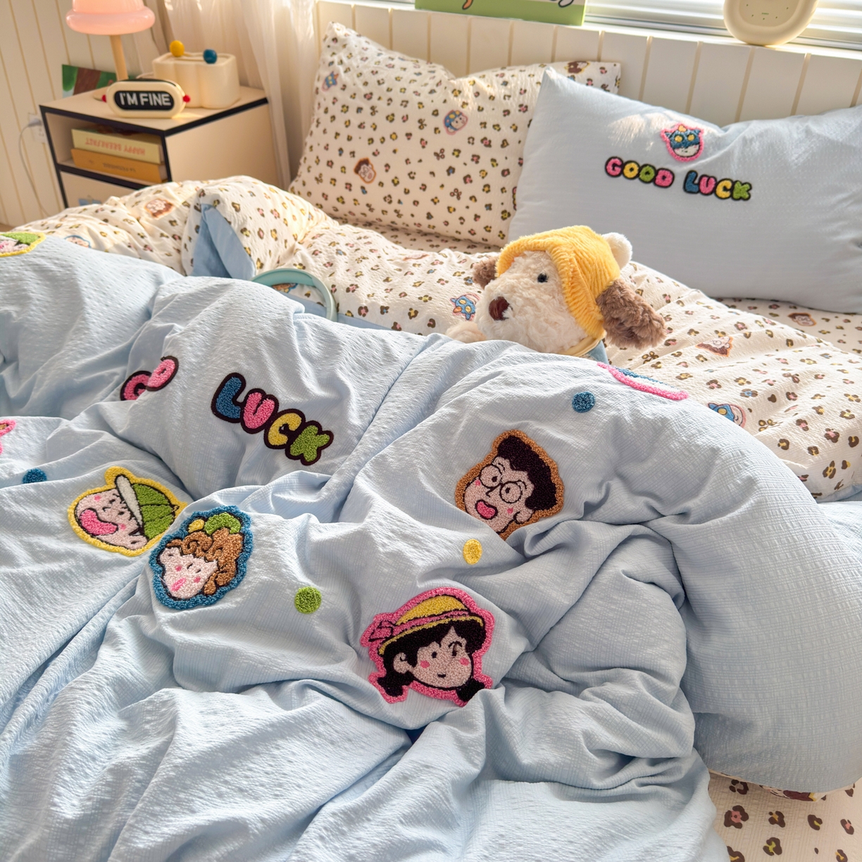 91家纺网 家纺一手货源 找家纺 三元色 2026新款泡芙双层纱豹纹系列四件套 野原一家-蓝