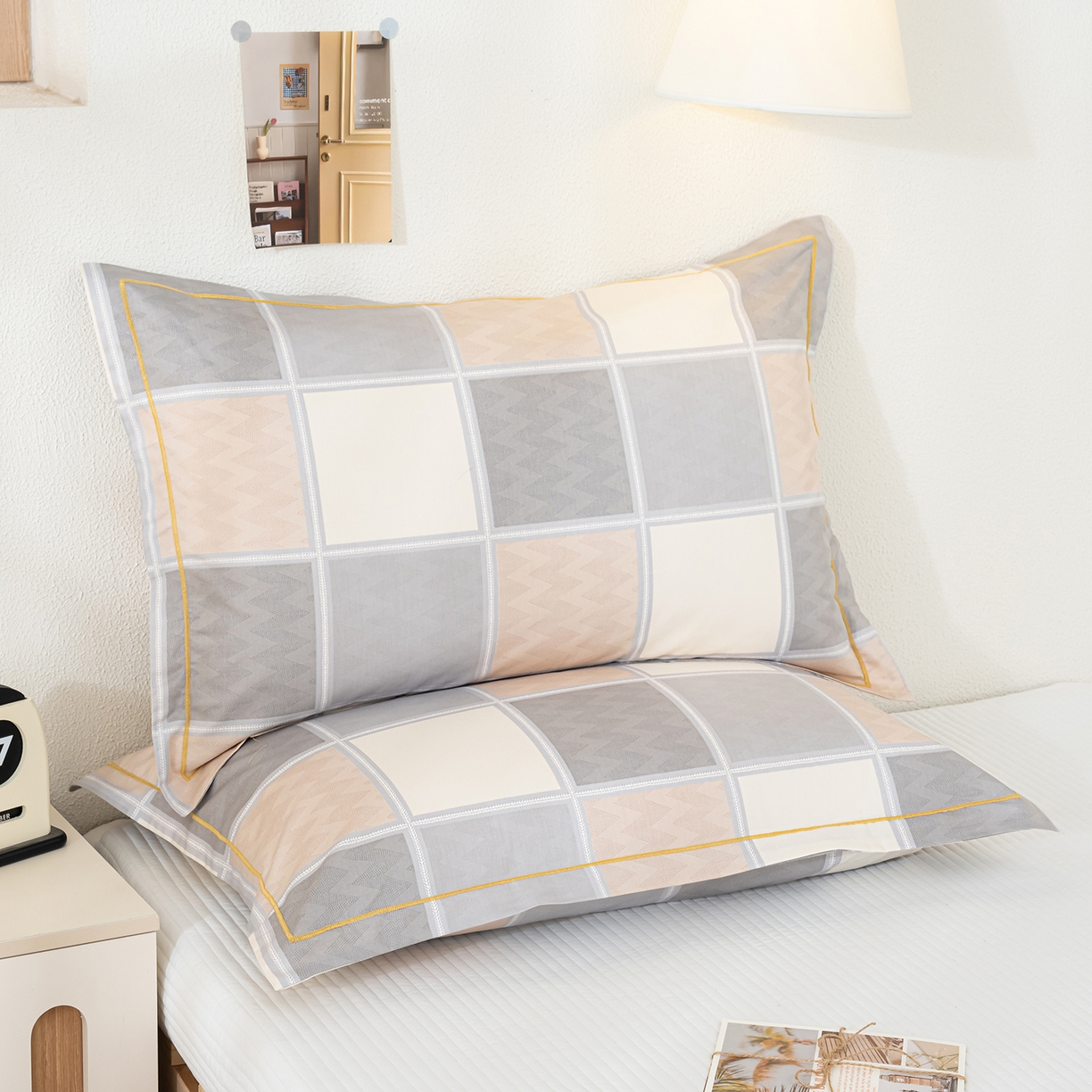 91家纺网 家纺一手货源 找家纺 良佐生活 2026新款40支铂金精梳全棉一字绣枕套 云川