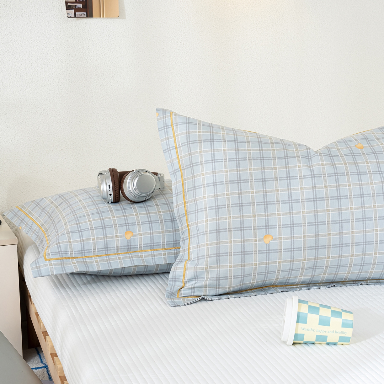 91家纺网 家纺一手货源 找家纺 良佐生活 2026新款40支铂金精梳全棉一字绣枕套 莉亚