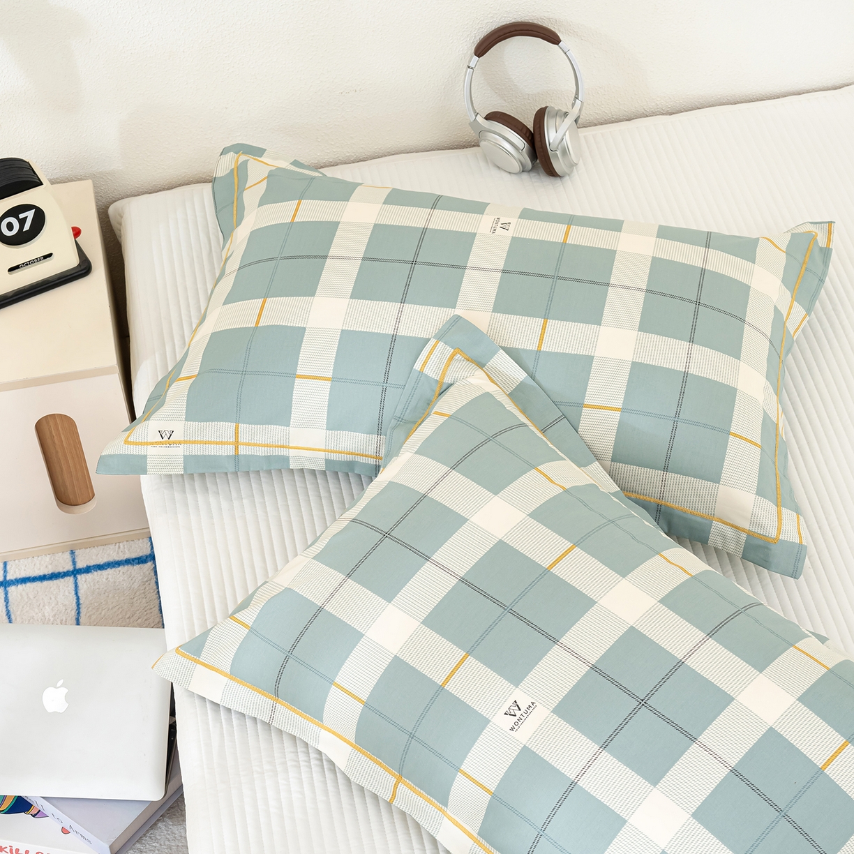 91家纺网 家纺一手货源 找家纺 良佐生活 2026新款40支铂金精梳全棉一字绣枕套 初遇-绿