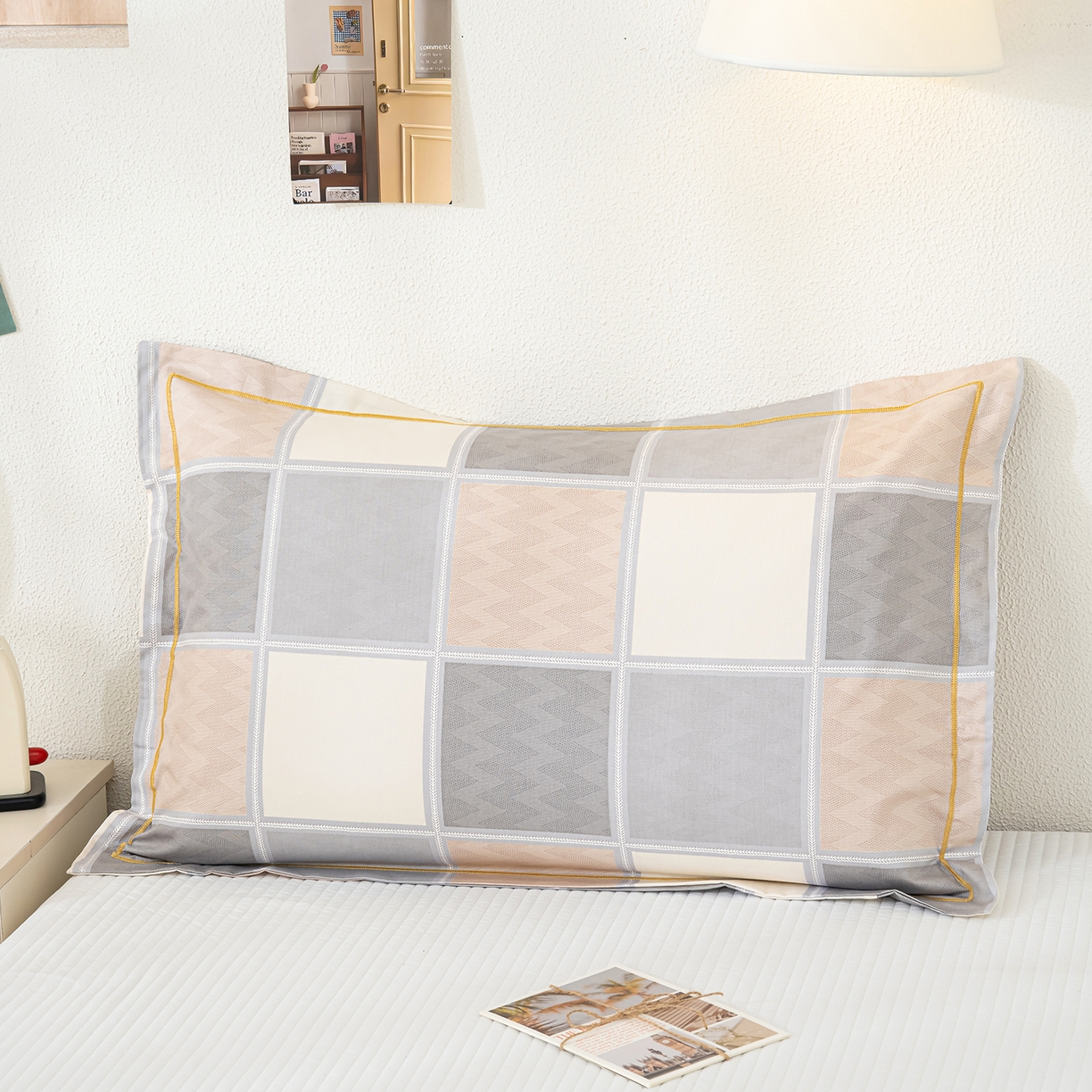 91家纺网 家纺一手货源 找家纺 良佐生活 2026新款40支铂金精梳全棉一字绣枕套 云川