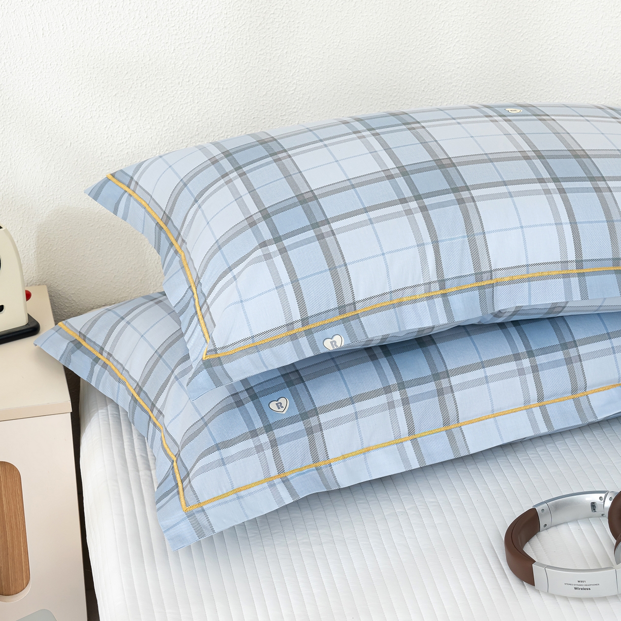 91家纺网 家纺一手货源 找家纺 良佐生活 2026新款40支铂金精梳全棉一字绣枕套 贝里斯