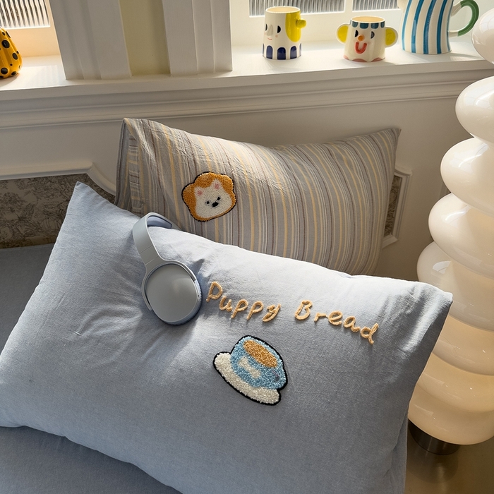 91家纺网 家纺一手货源 找家纺 麦田家纺 2026加密A类色织全棉纯棉水洗棉毛巾绣四件套 面包小狗