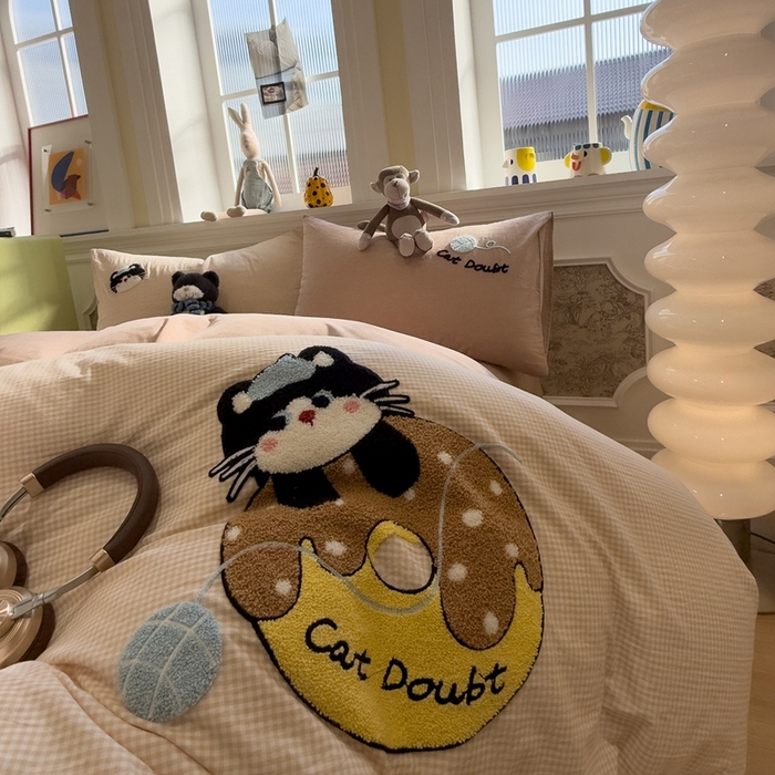 91家纺网 家纺一手货源 找家纺 麦田家纺 2026加密A类色织全棉纯棉水洗棉毛巾绣四件套 甜甜圈小猫