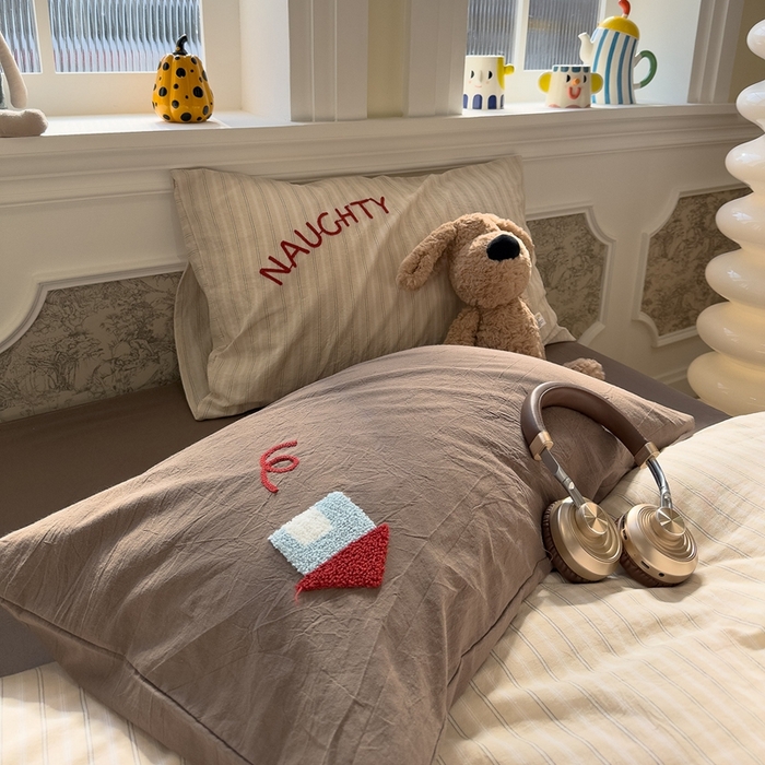 91家纺网 家纺一手货源 找家纺 麦田家纺 2026加密A类色织全棉纯棉水洗棉毛巾绣四件套 星星小马