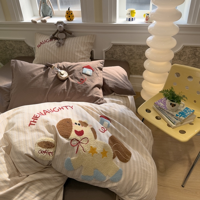 91家纺网 家纺一手货源 找家纺 麦田家纺 2026加密A类色织全棉纯棉水洗棉毛巾绣四件套 星星小马