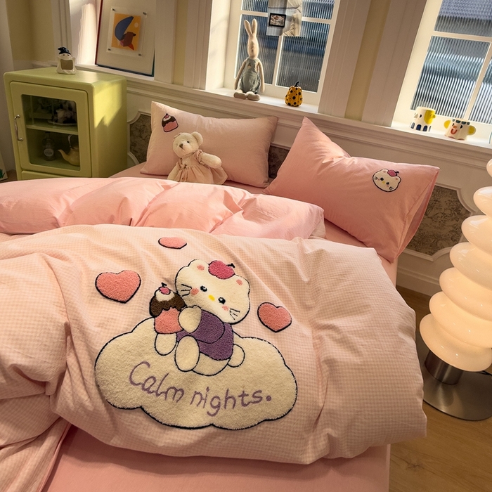 91家纺网 家纺一手货源 找家纺 麦田家纺 2026加密A类色织全棉纯棉水洗棉毛巾绣四件套 云朵KT