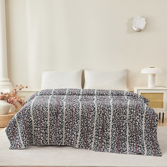 91家纺网 家纺一手货源 找家纺 悦然毛巾被 2026新款全棉纯棉三层水洗色织纱布毛巾被盖毯夏凉被空调被 摩登