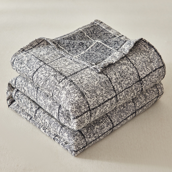 91家纺网 家纺一手货源 找家纺 悦然毛巾被 2026新款全棉纯棉三层水洗色织纱布毛巾被盖毯夏凉被空调被 清格慢居灰